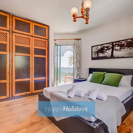 Hh Auryn Villa *